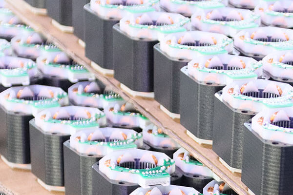 Adakah Steppers Atau Servos Lebih Tepat? 